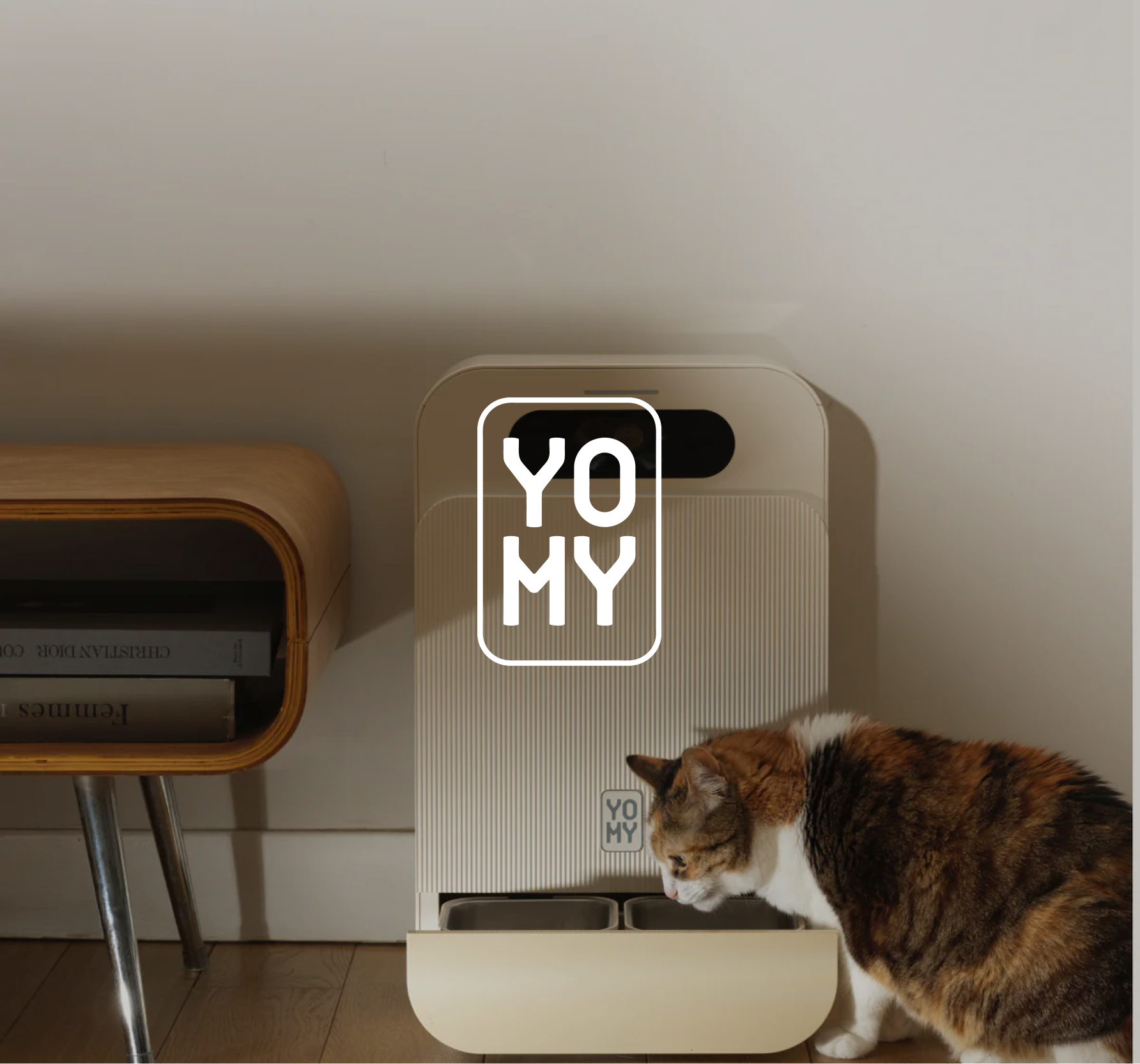 YOMY Logo