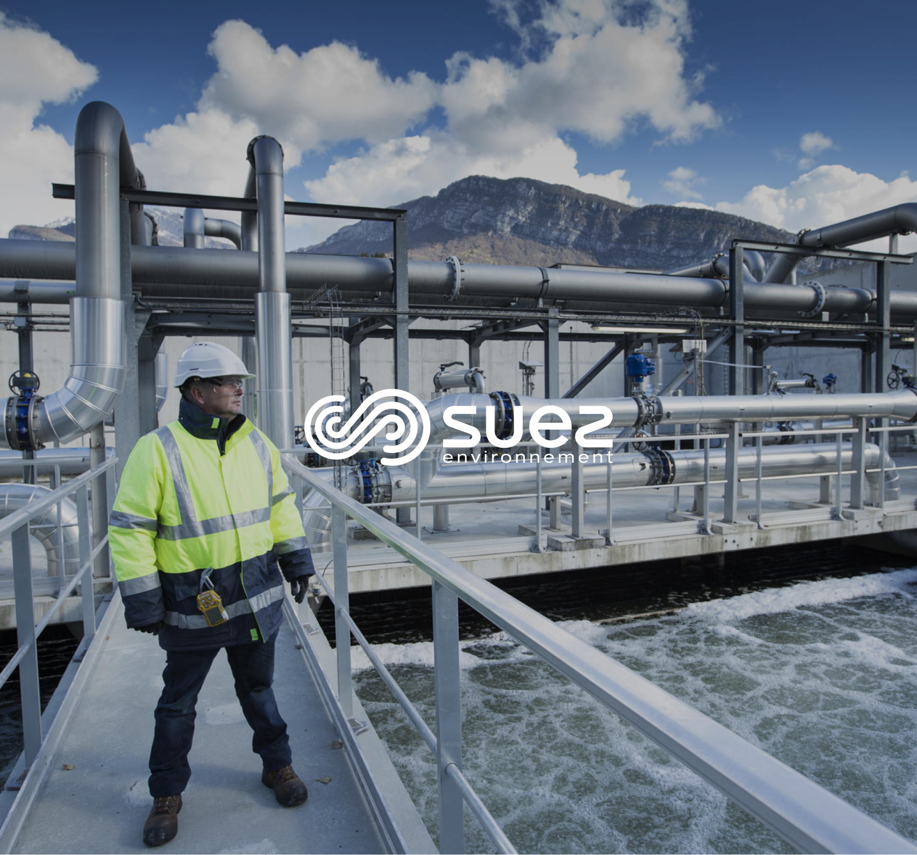 Suez Logo